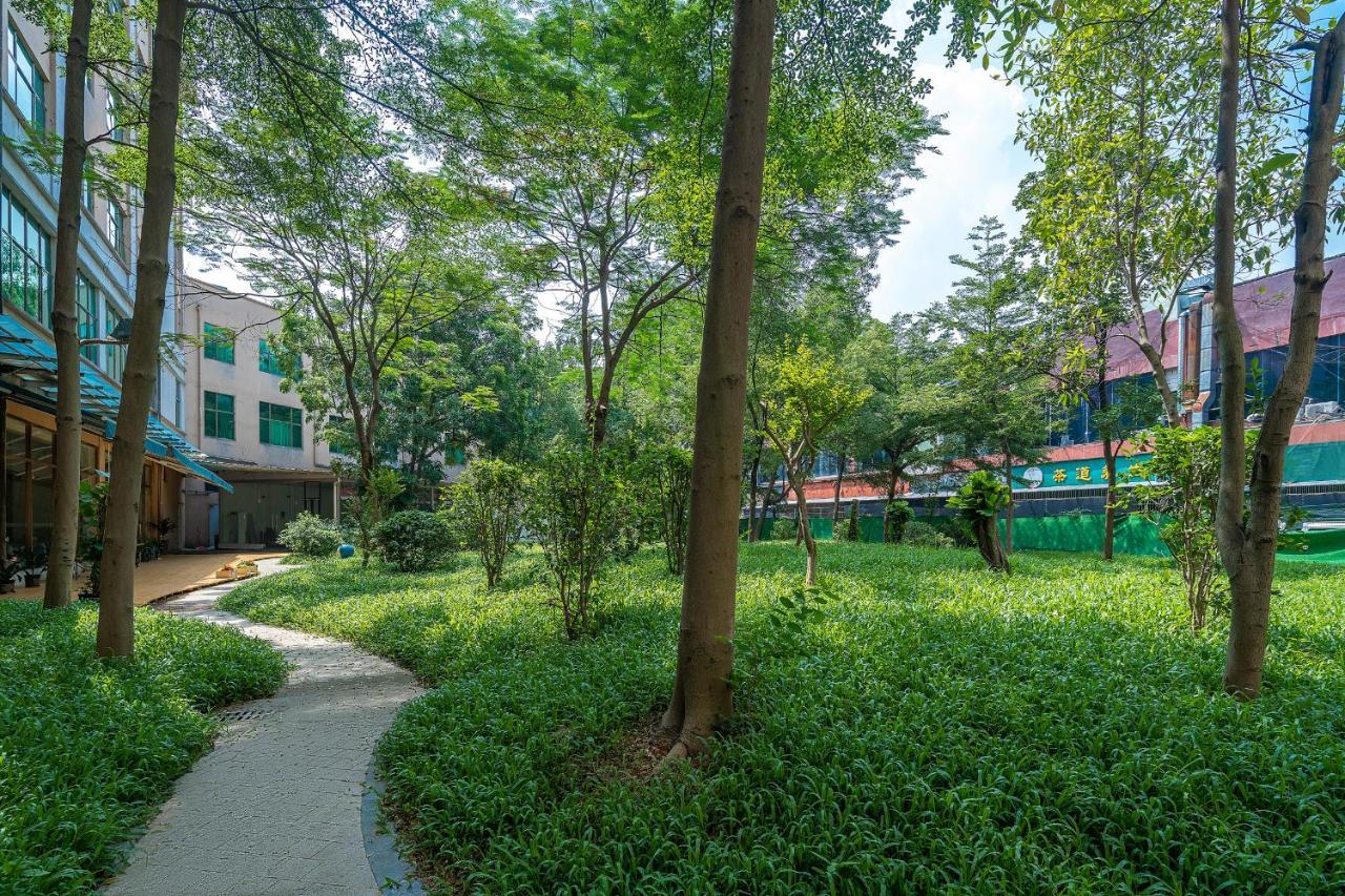 Guangzhou Baiyun Airport Rejoice By Argyle Hotel Rehe Metro Exit B --Free Shuttle Bus Is Provided During The 137Th Canton Fair Exterior foto
