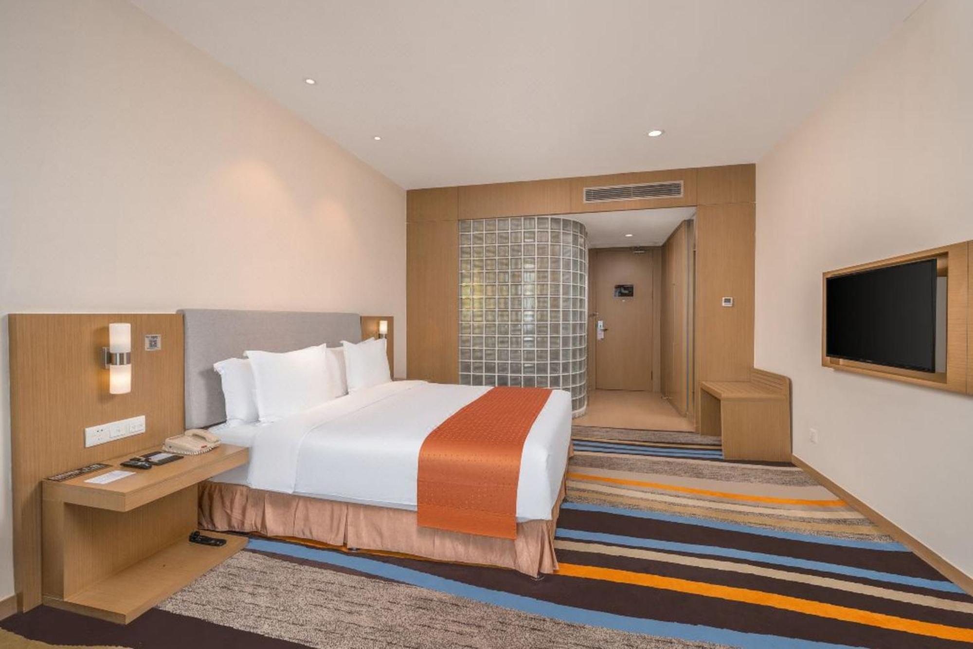 Guangzhou Baiyun Airport Rejoice By Argyle Hotel Rehe Metro Exit B --Free Shuttle Bus Is Provided During The 137Th Canton Fair Exterior foto