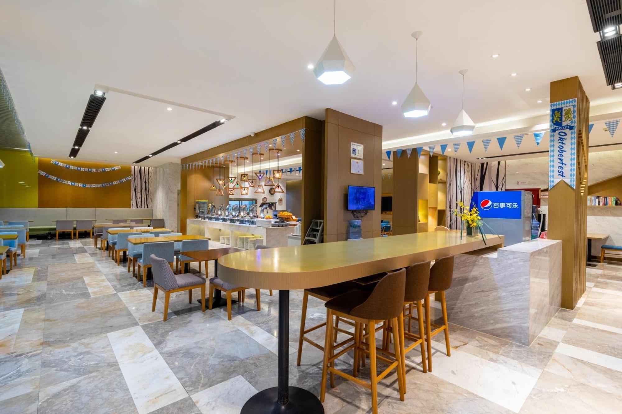 Guangzhou Baiyun Airport Rejoice By Argyle Hotel Rehe Metro Exit B --Free Shuttle Bus Is Provided During The 137Th Canton Fair Exterior foto