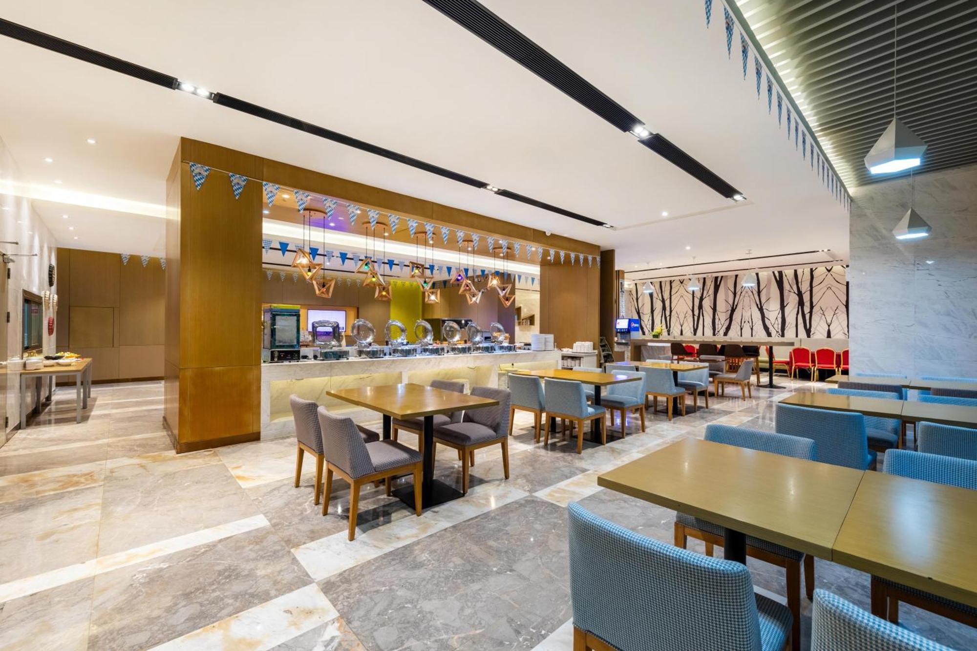Guangzhou Baiyun Airport Rejoice By Argyle Hotel Rehe Metro Exit B --Free Shuttle Bus Is Provided During The 137Th Canton Fair Exterior foto