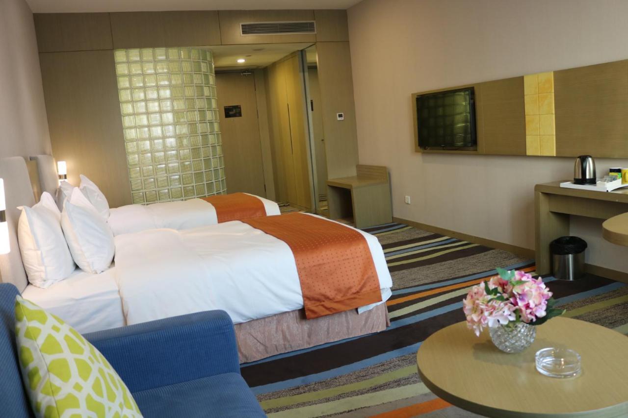 Guangzhou Baiyun Airport Rejoice By Argyle Hotel Rehe Metro Exit B --Free Shuttle Bus Is Provided During The 137Th Canton Fair Exterior foto